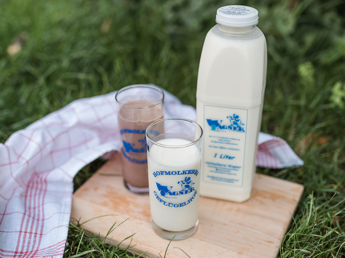 Milch und Milchprodukte aus eigener Produktion
