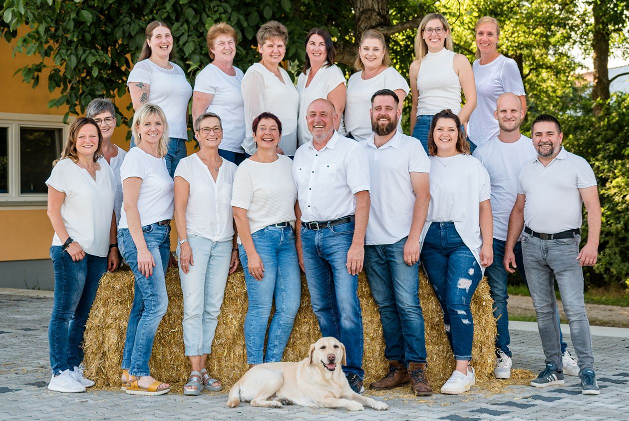 Unser Team - Wagner Hofmolkerei und Geflügelhof